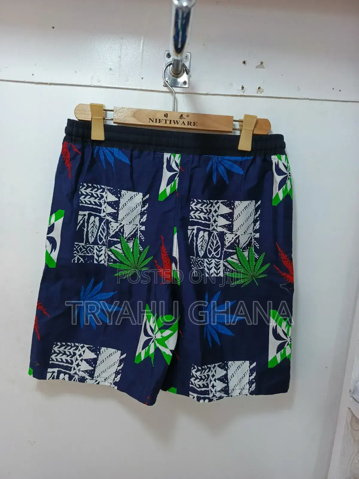 Essential Summer Style - Found It At Tryahu