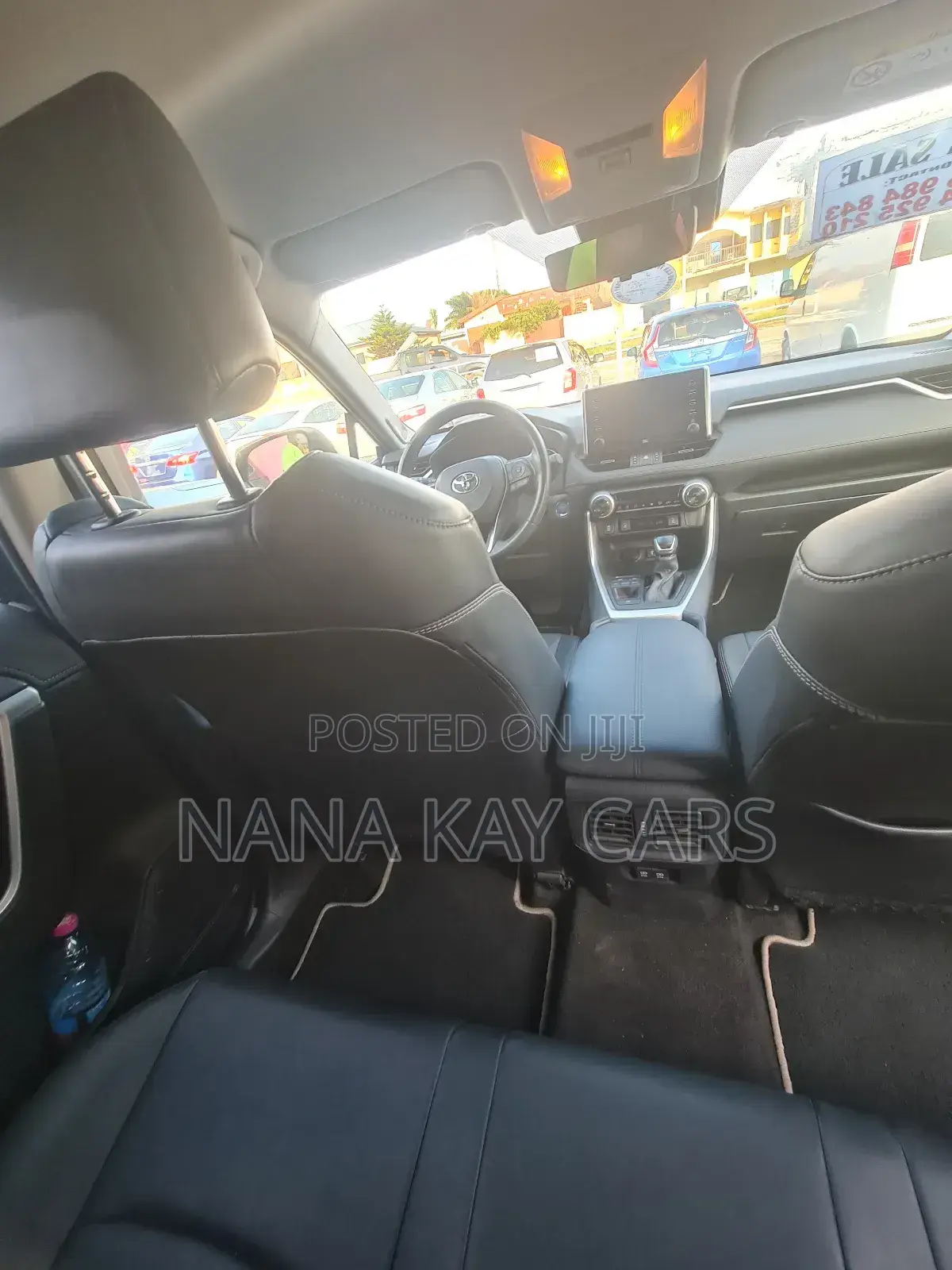 Toyota RAV4 XLE Premium 2022 Black