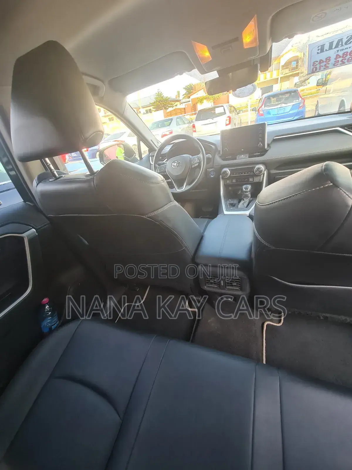 Toyota RAV4 XLE Premium 2022 Black