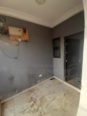 1bdrm Apartment in Lakeside for rent
