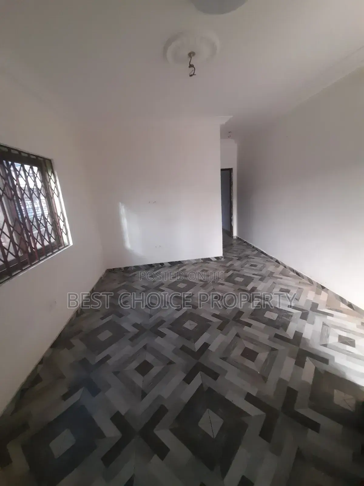 1bdrm Apartment in Lakeside for rent
