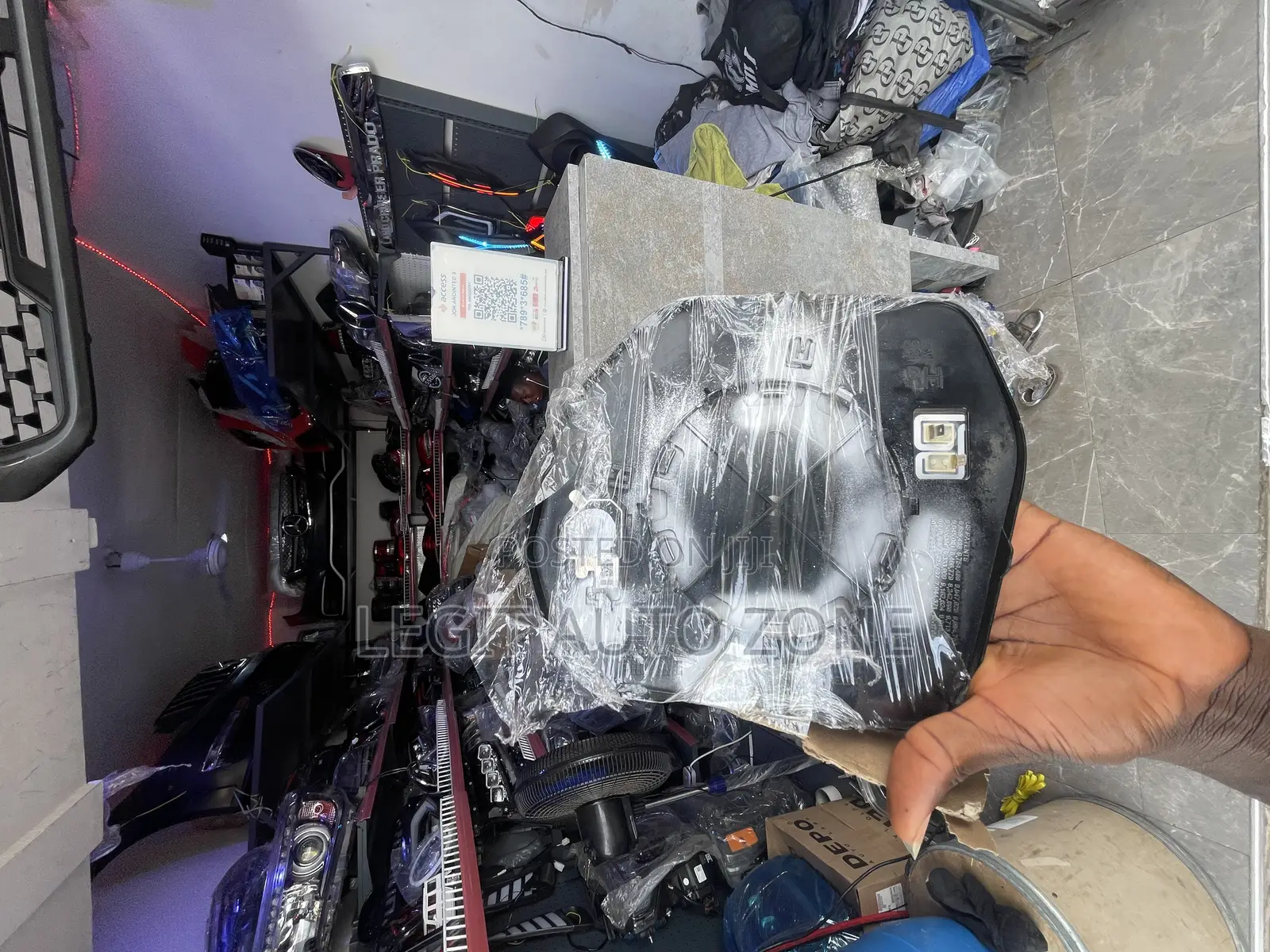 Toyota Tundra 2022,2023,2024,2025, Mirror Glass With Sensor