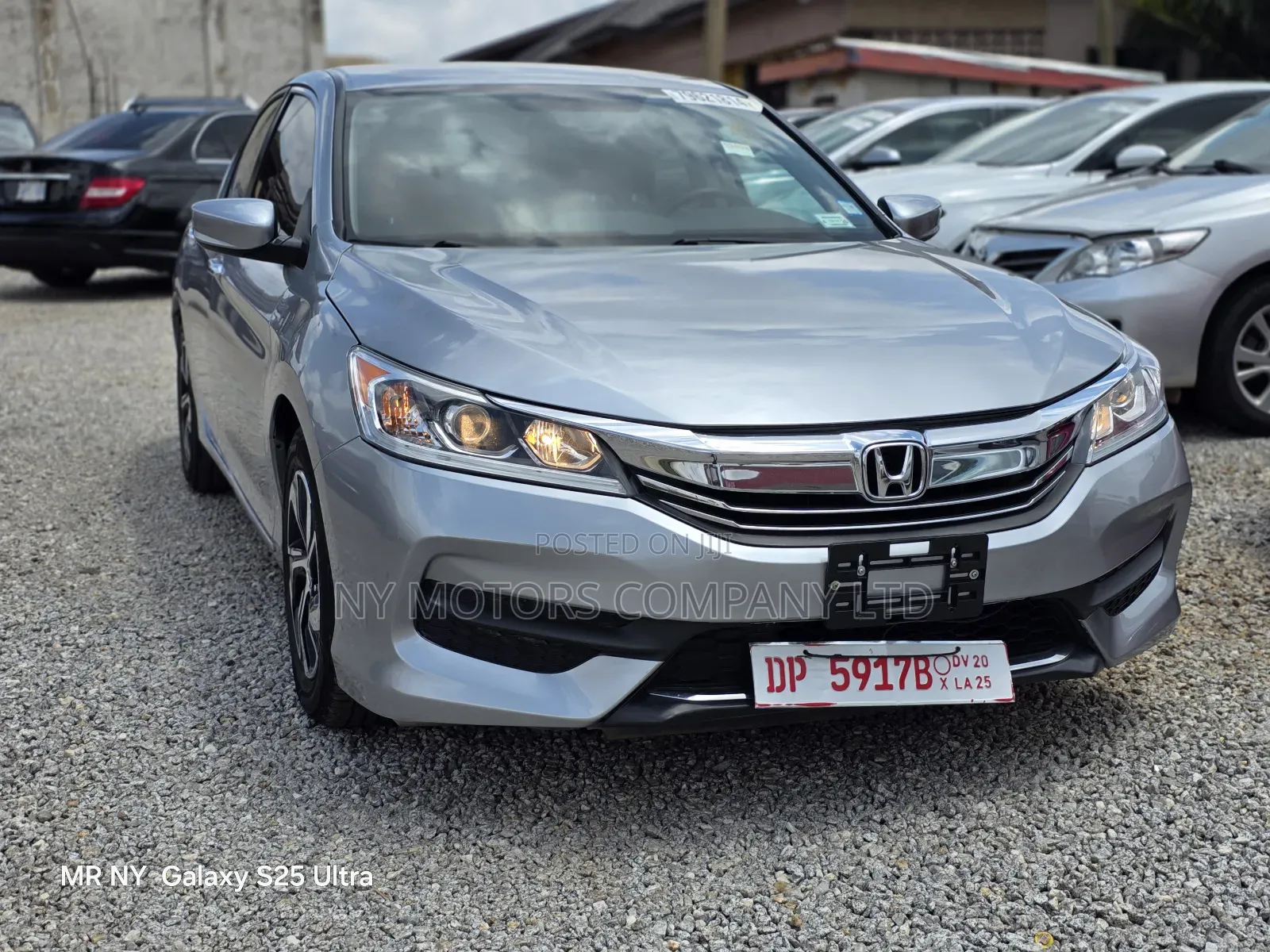 Honda Accord EX 4dr Sedan FWD (2.4L 4cyl 2A) 2017 Silver