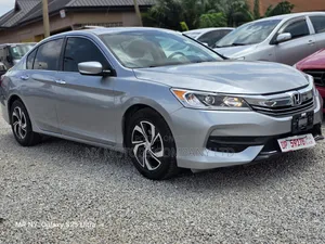 Honda Accord EX 4dr Sedan FWD (2.4L 4cyl 2A) 2017 Silver