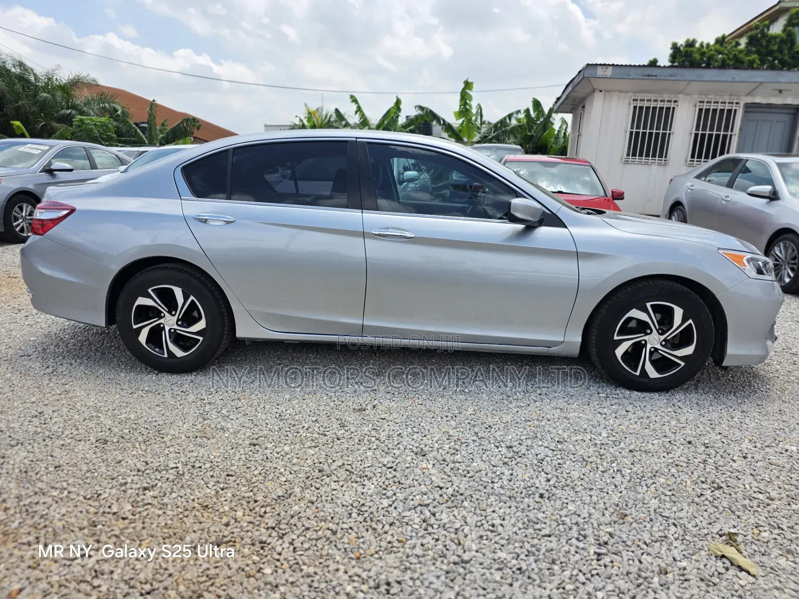 Honda Accord EX 4dr Sedan FWD (2.4L 4cyl 2A) 2017 Silver