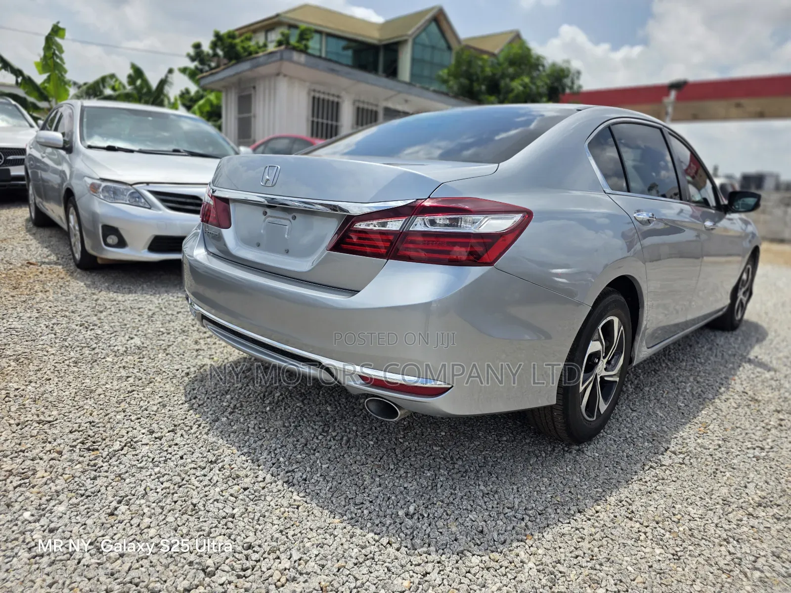 Honda Accord EX 4dr Sedan FWD (2.4L 4cyl 2A) 2017 Silver
