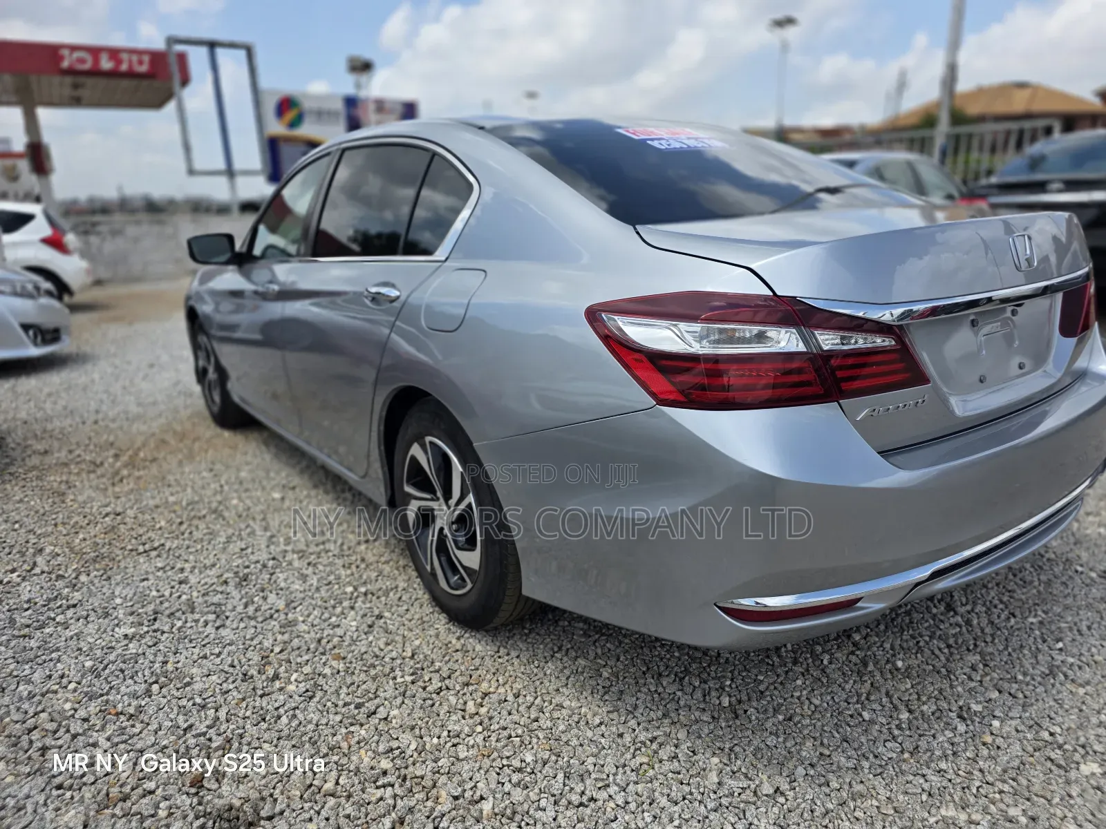 Honda Accord EX 4dr Sedan FWD (2.4L 4cyl 2A) 2017 Silver
