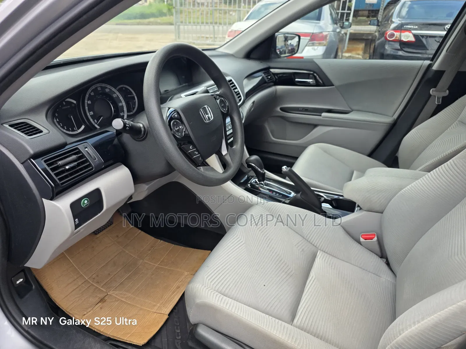 Honda Accord EX 4dr Sedan FWD (2.4L 4cyl 2A) 2017 Silver