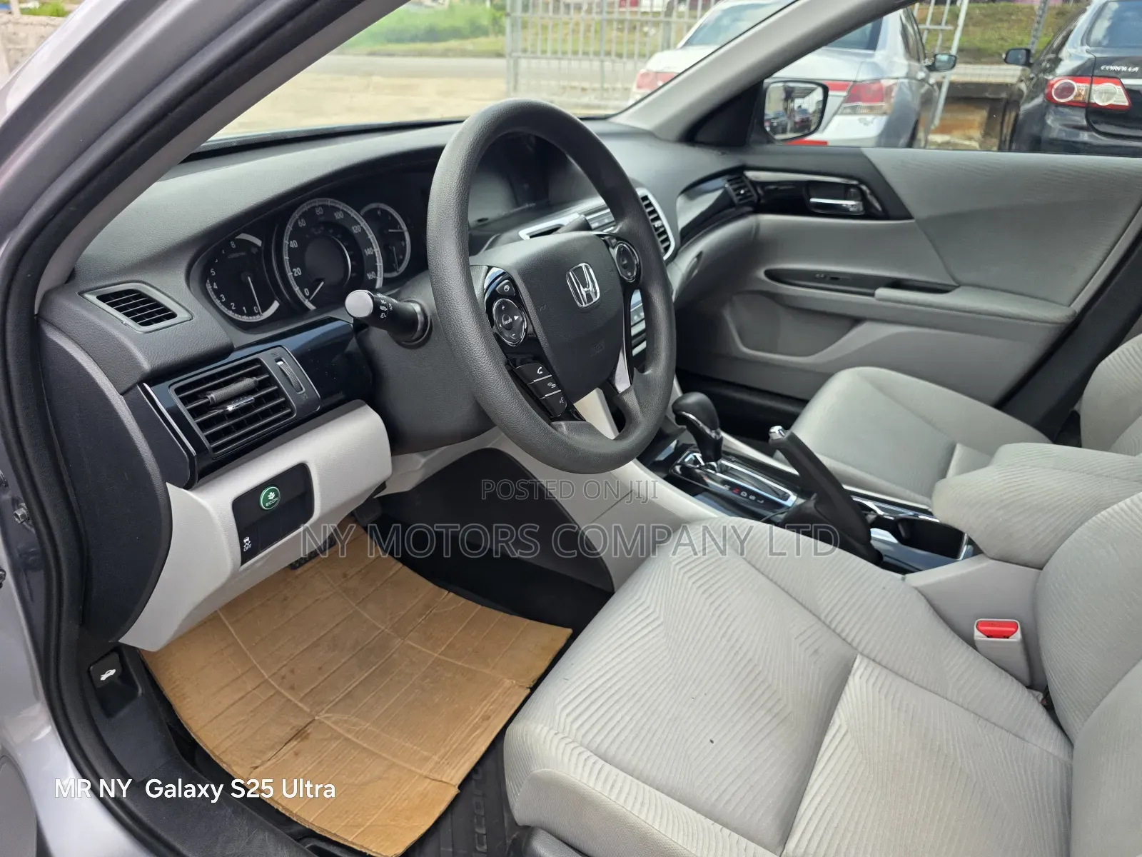 Honda Accord EX 4dr Sedan FWD (2.4L 4cyl 2A) 2017 Silver