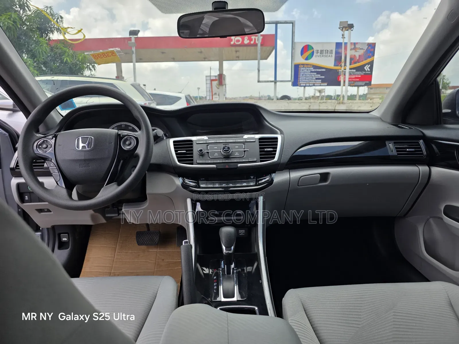 Honda Accord EX 4dr Sedan FWD (2.4L 4cyl 2A) 2017 Silver
