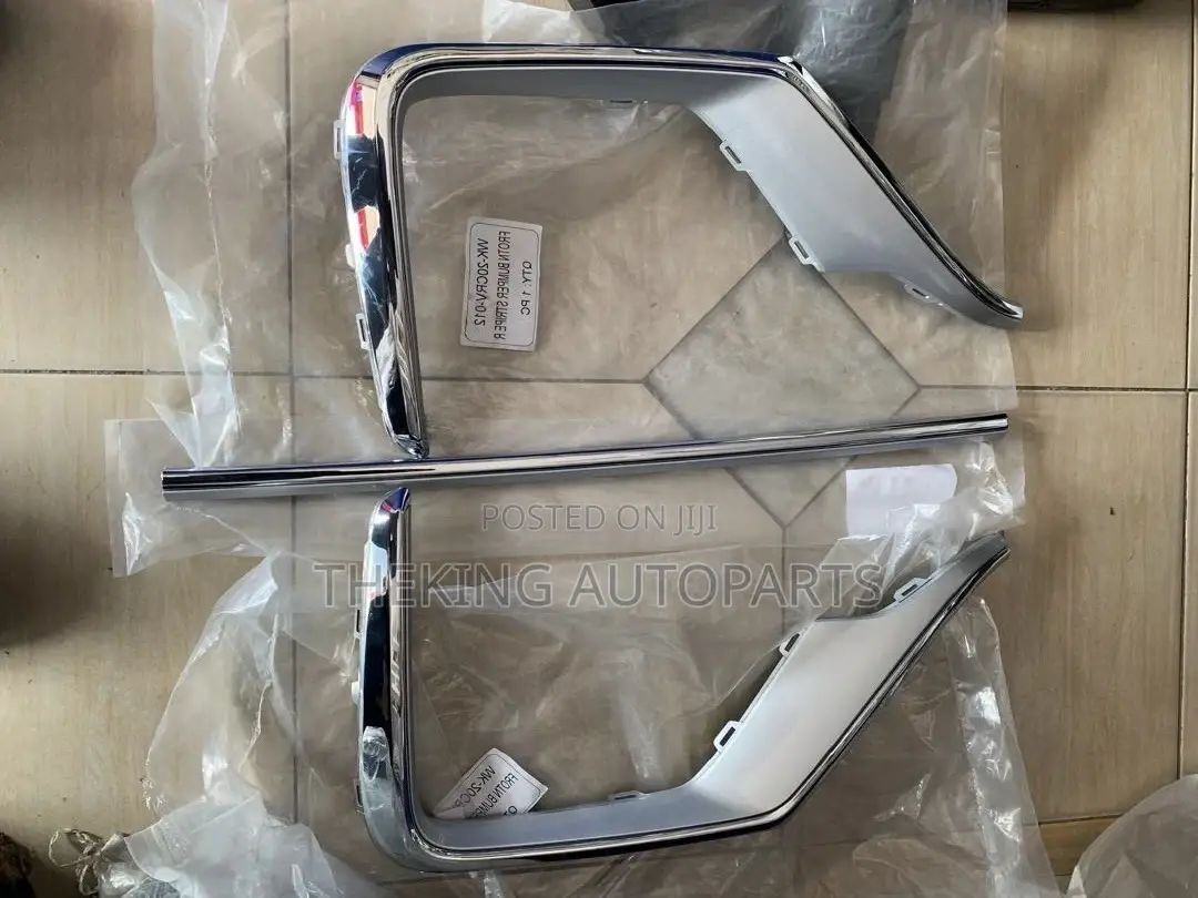 Honda CRV 2020 to 2022 Bumper Chrome.