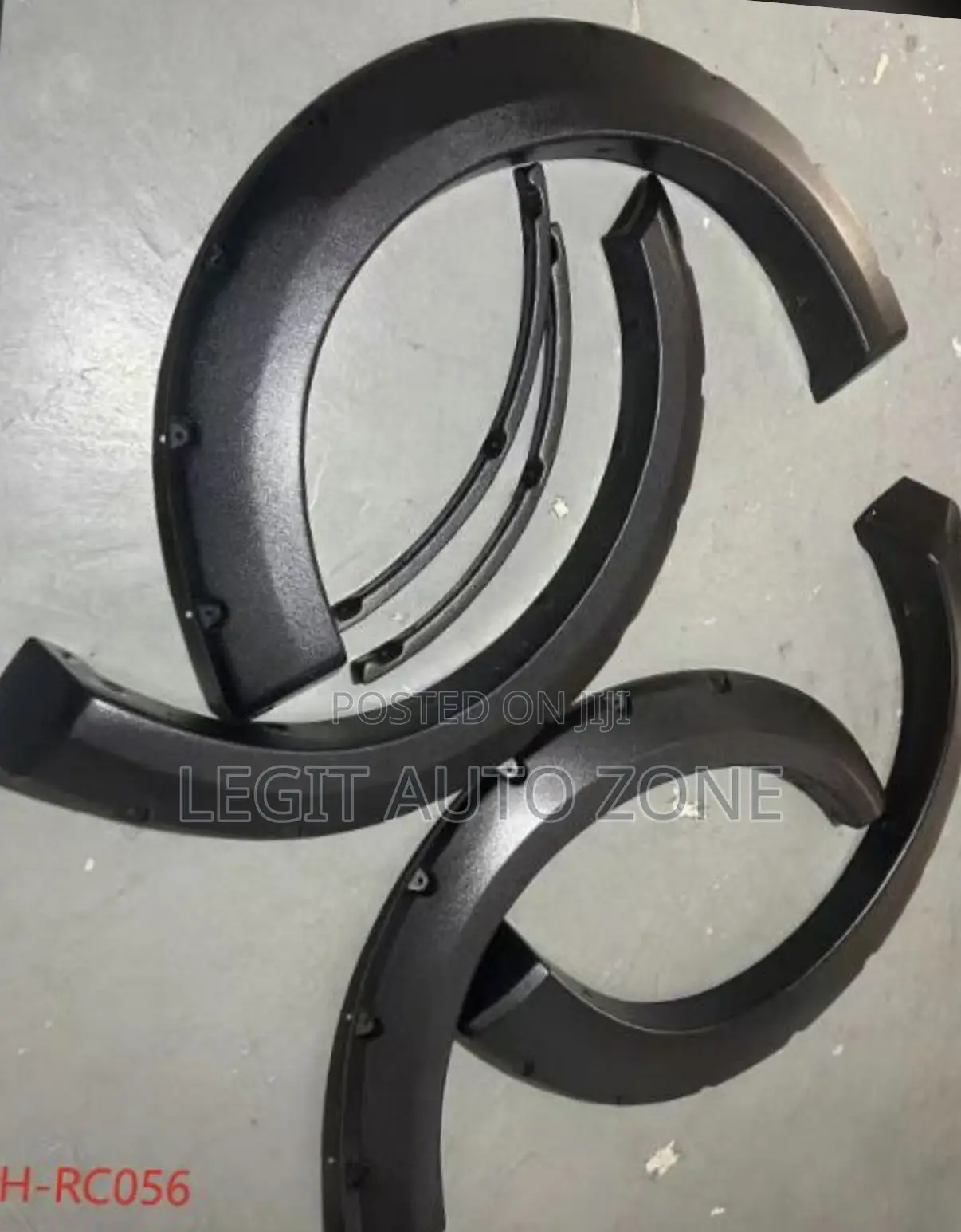 Ford F150 2018,2019,2020,2021, Fender Moulding Available