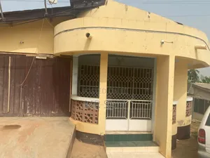 3bdrm House in Sam Properties, Gbawe for sale