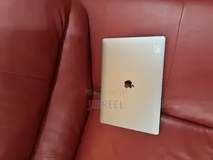 Laptop Apple MacBook Pro 2017 16GB Intel Core I7 SSD 1T