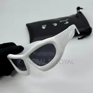 Offwhite Glasses / Mixture