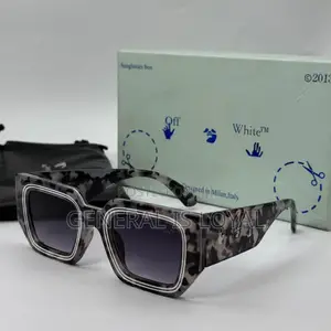 Offwhite Glasses / Mixture