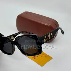 Louis Vuitton Shades / Mix