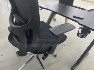Gaming Table With Chair