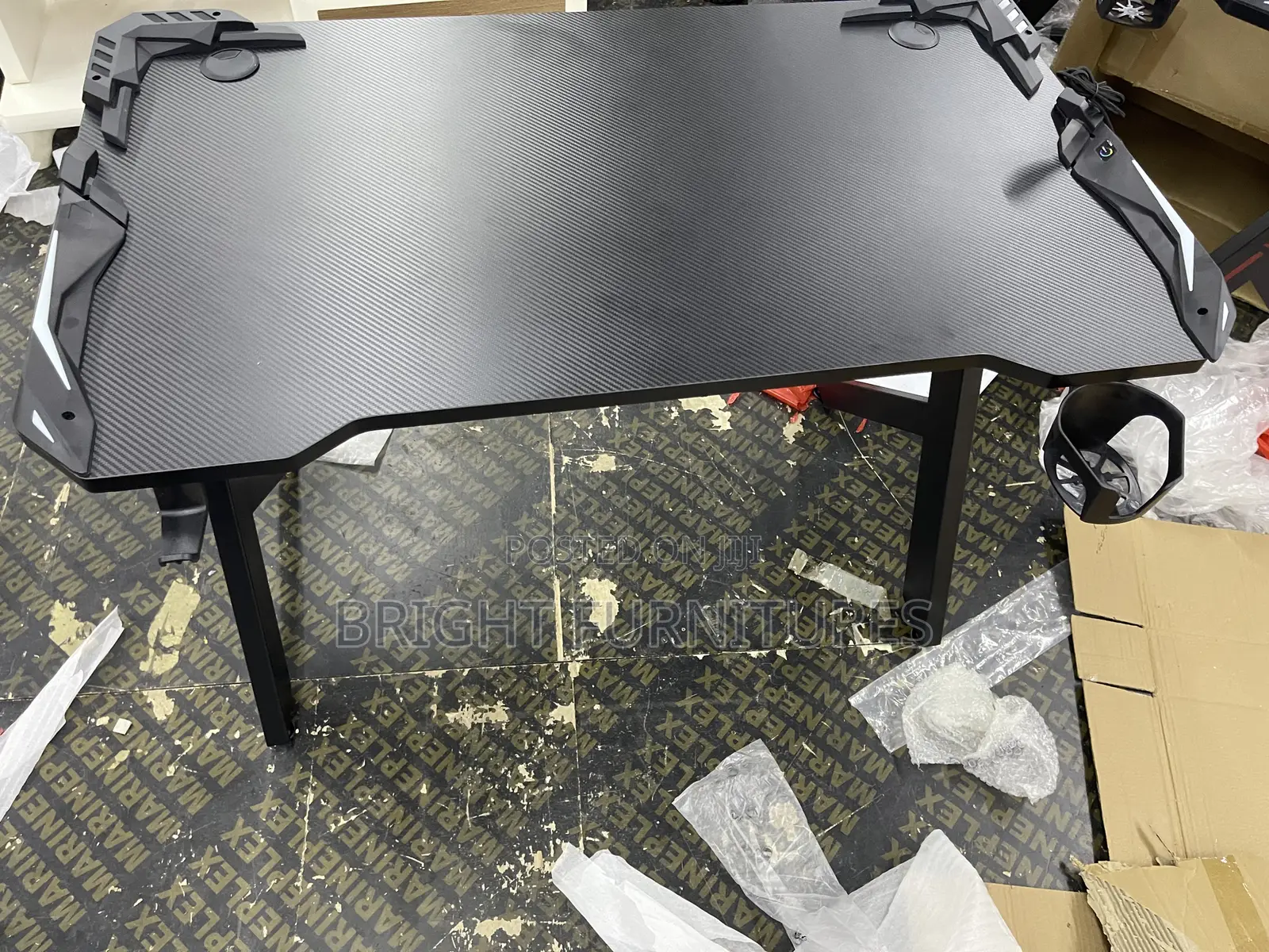 Gaming Table With Chair