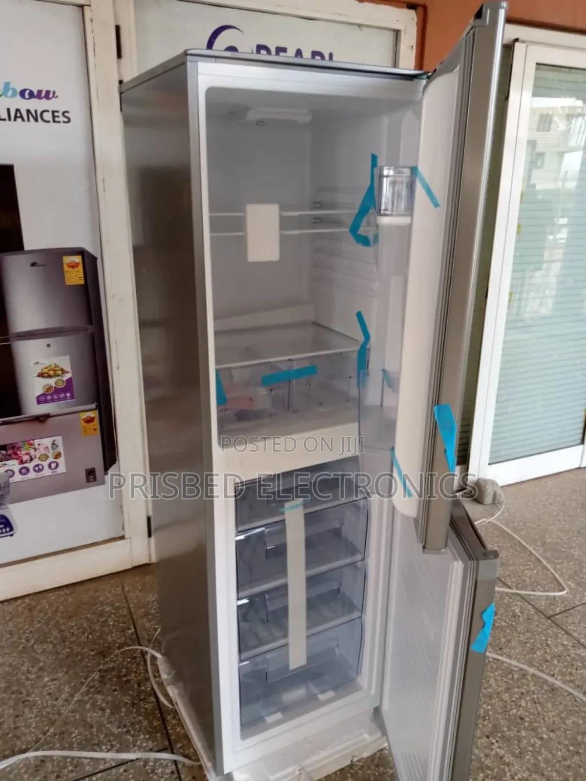 Pearl Double Door Fridge 246 Litres With Dispenser