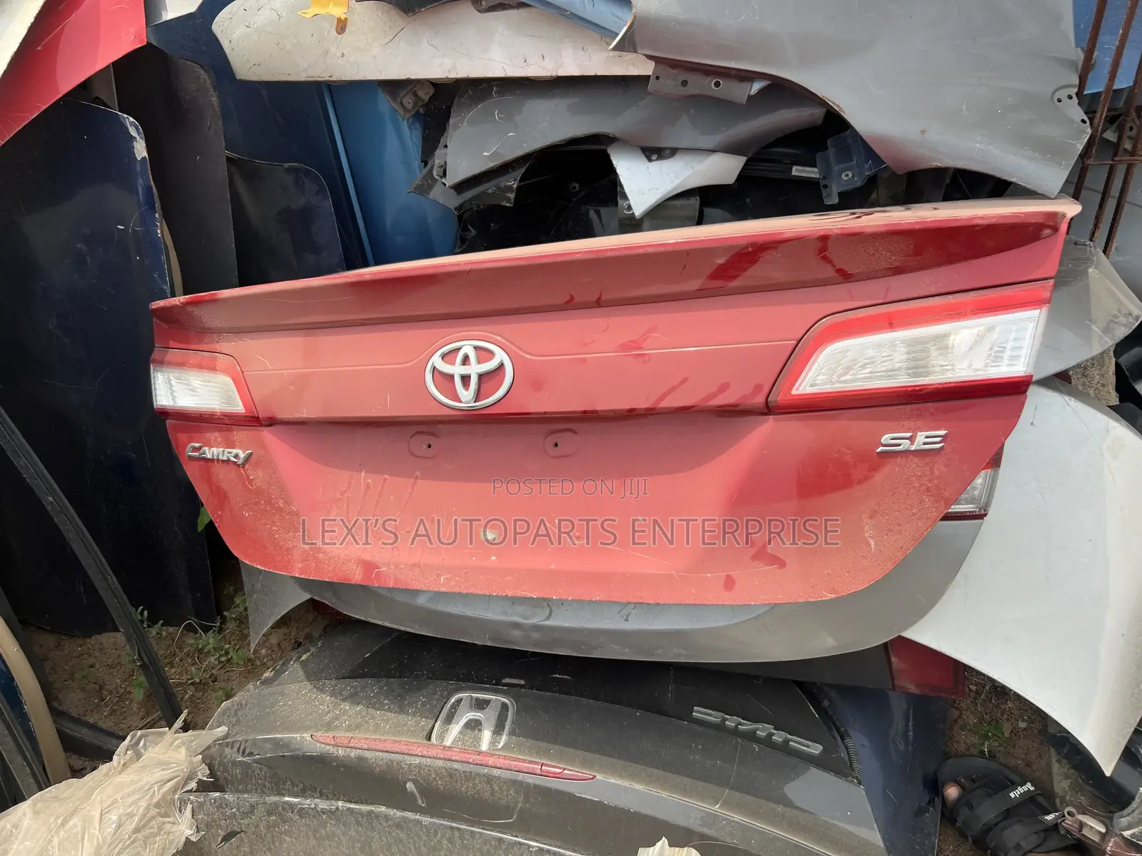 Toyota Camry 2012-2014 Booth/ Trunk