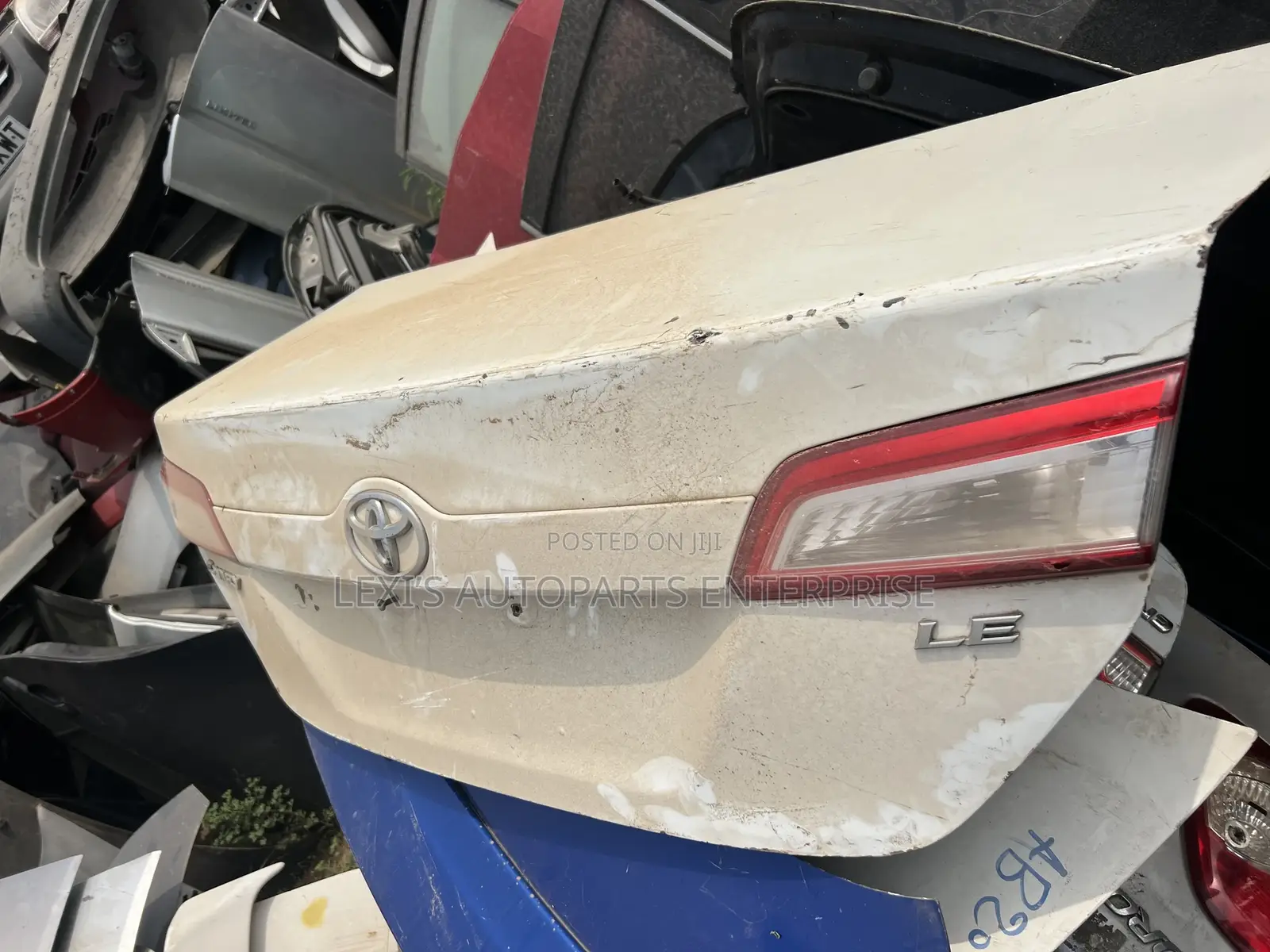Toyota Camry 2012-2014 Booth/ Trunk
