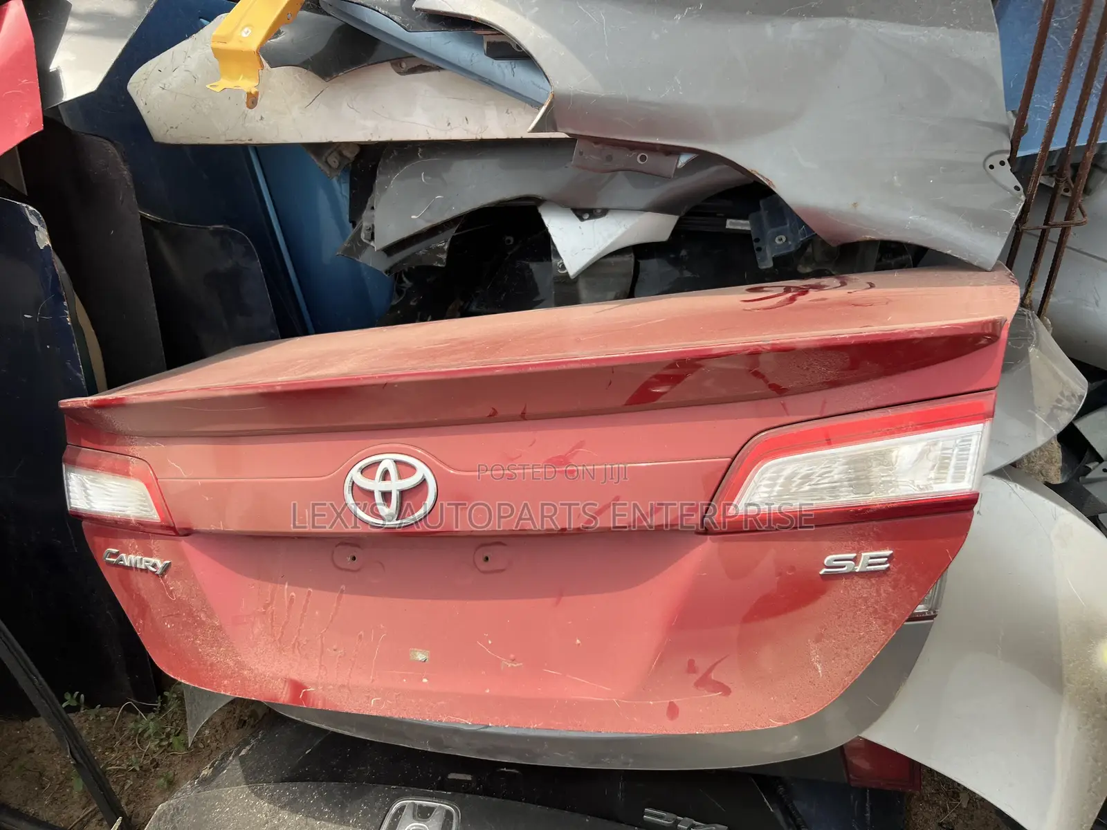 Toyota Camry 2012-2014 Booth/ Trunk