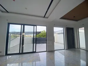 4bdrm Duplex in East Legon, American House for sale