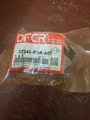 Oil Pressure Sending Unit - Honda (37241-Rna-A01)