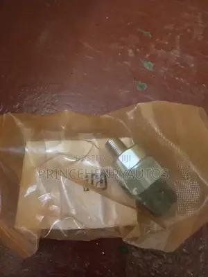 Oil Pressure Sending Unit - Honda (37241-Rna-A01)