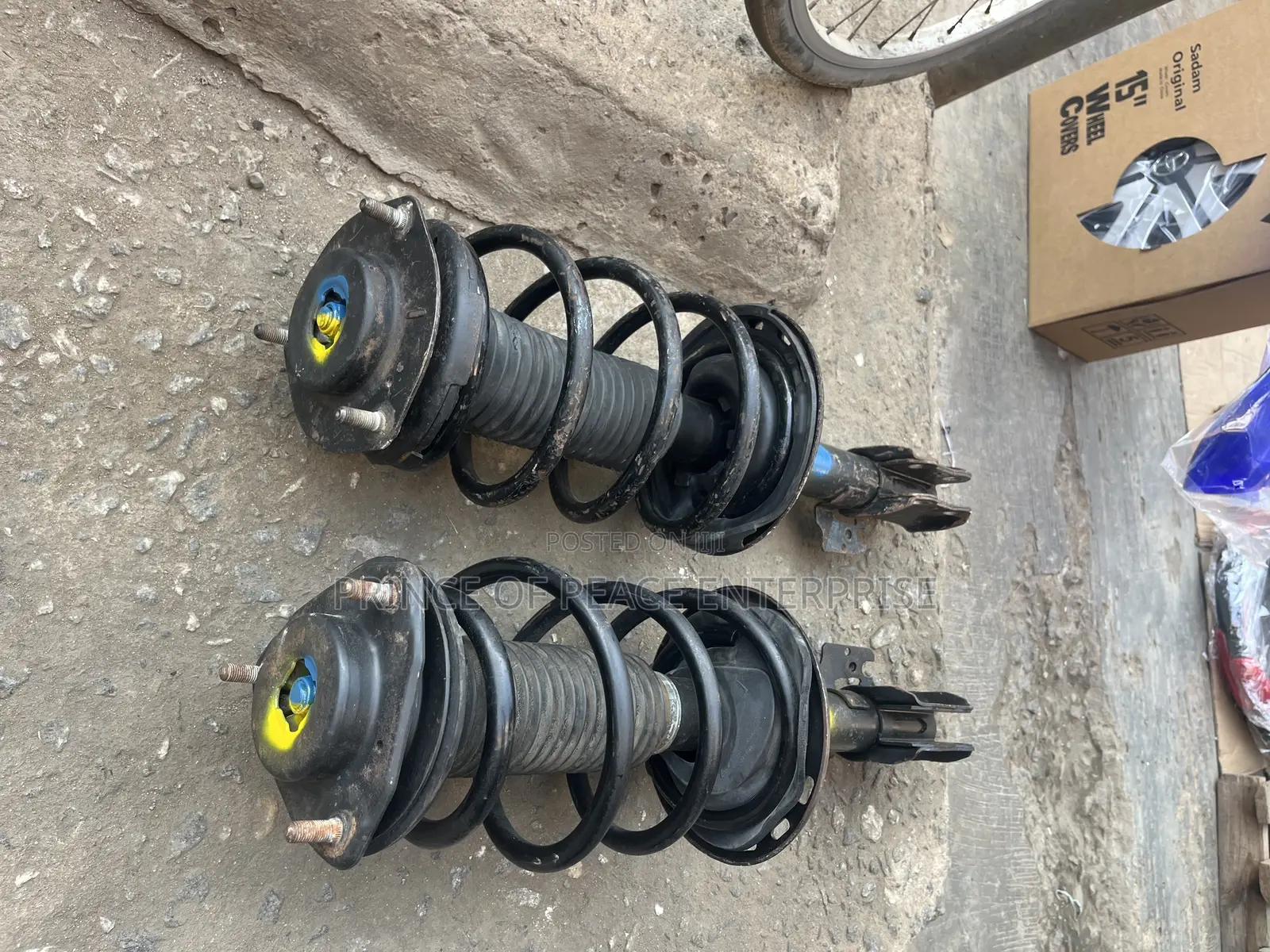 Toyota Highlander 2007 2008 Complete Front Shock Absorbers