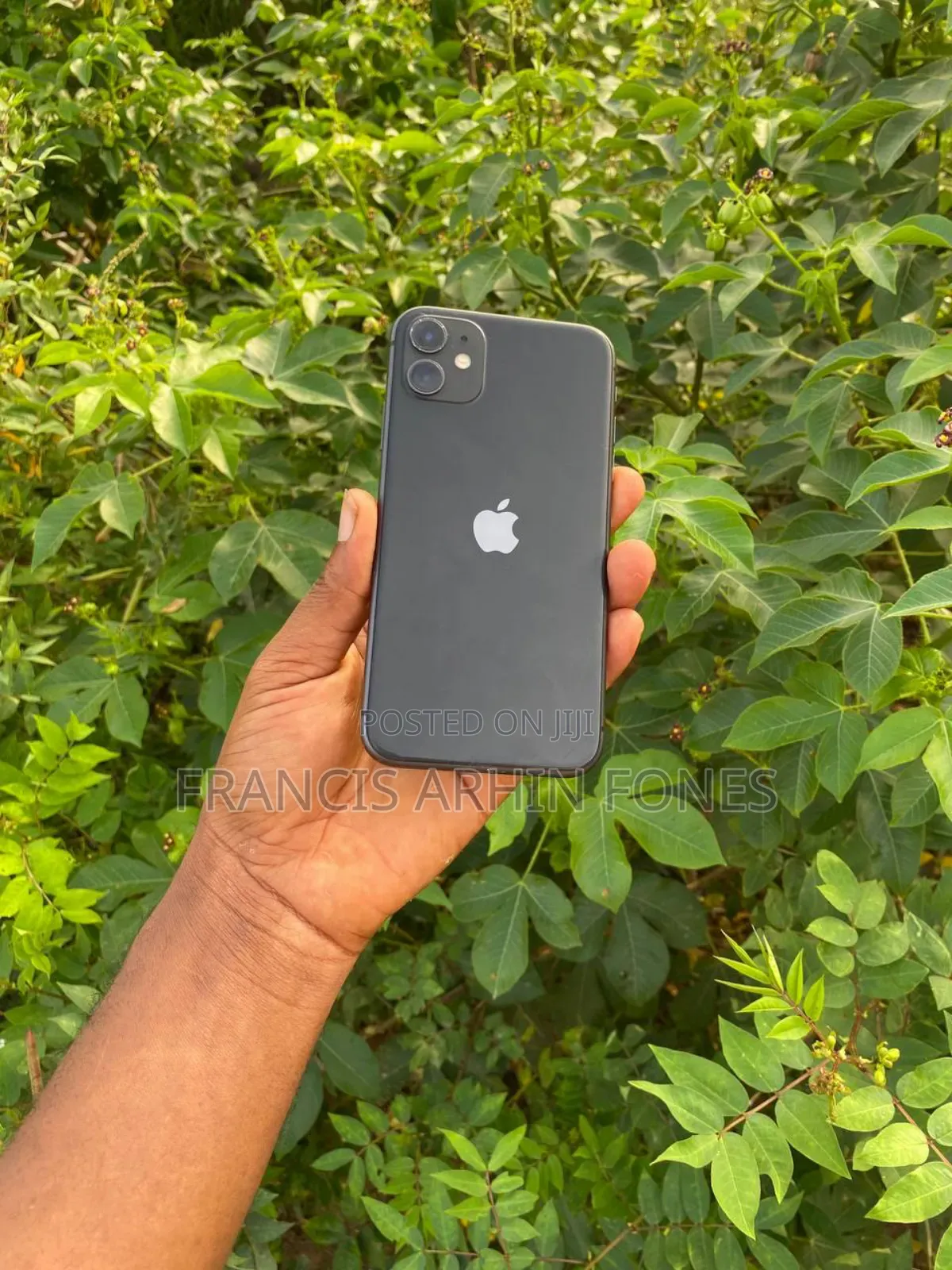 New Apple iPhone 11 64 GB Green