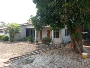 4bdrm House in Teshie for sale