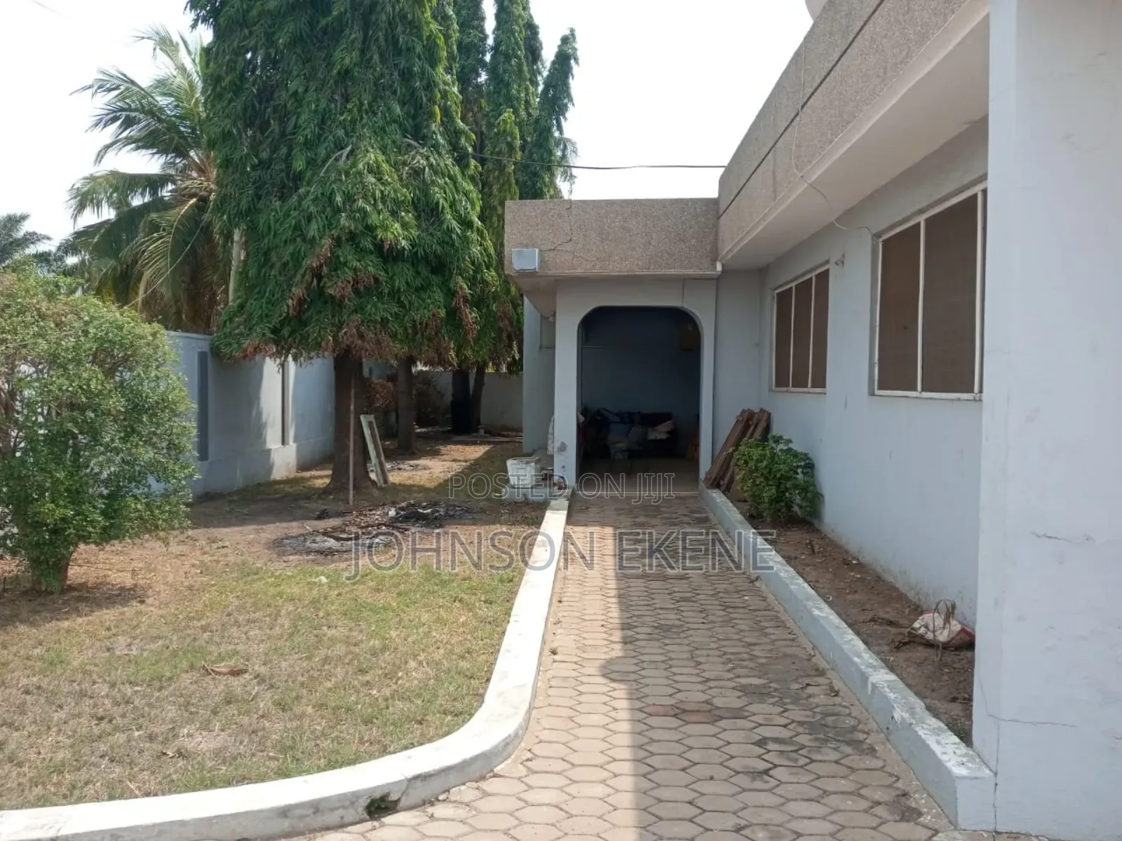 4bdrm House in Teshie for sale