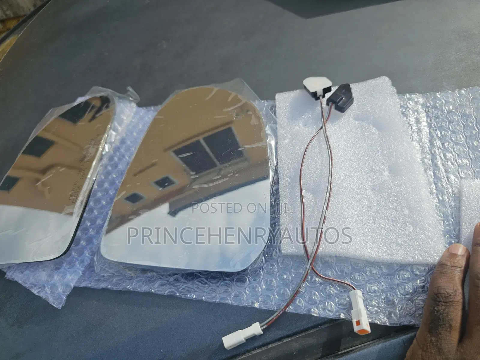 2019-2022 Hyundai Santa Fe Blind Spot + Heating Mirrors