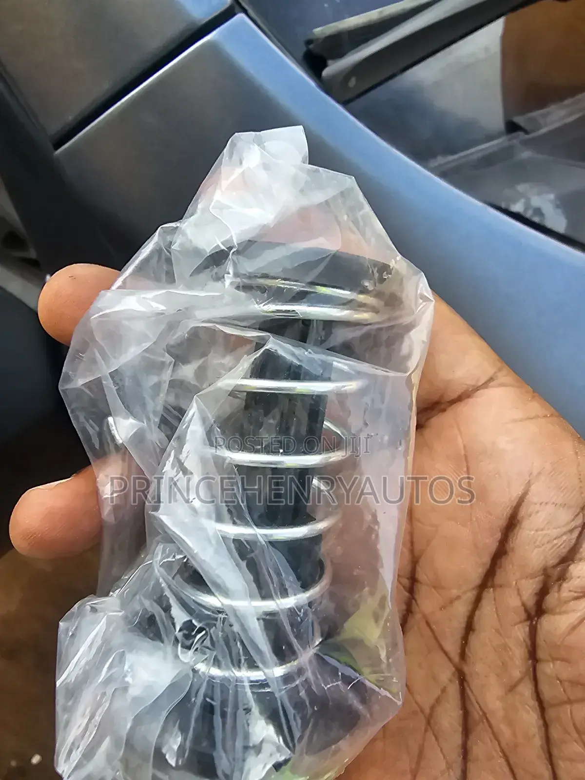 Hood Stop Spring Latch Clip for Mercedes Benz