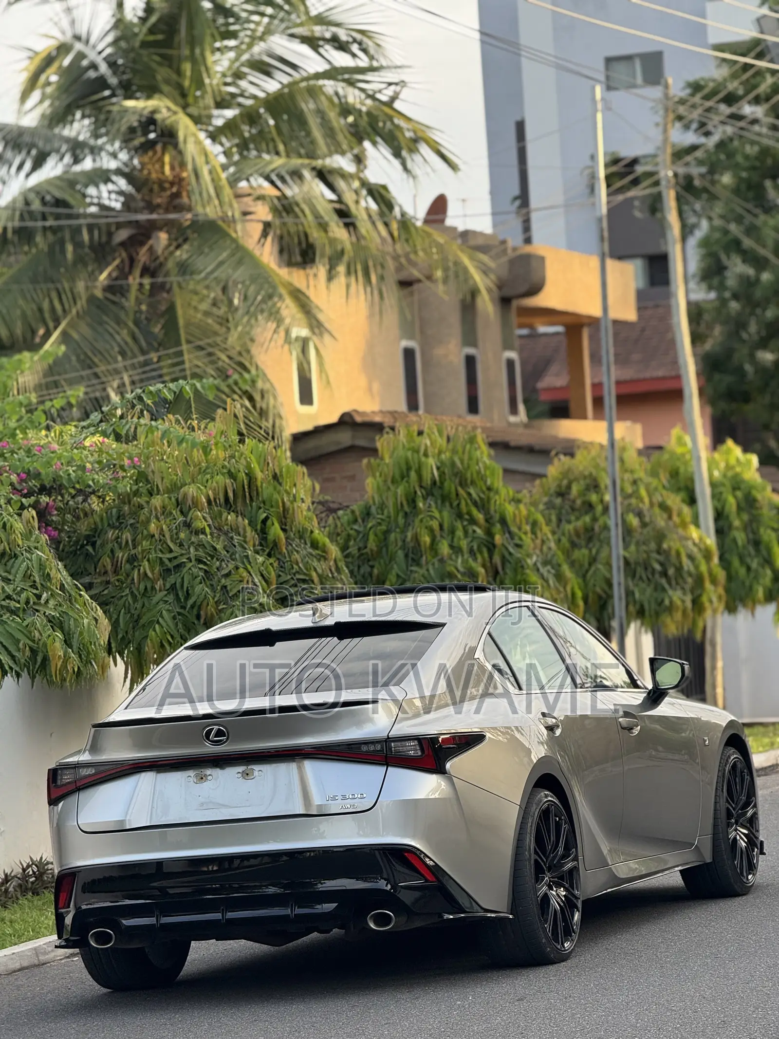 Lexus IS 2022 Ivory