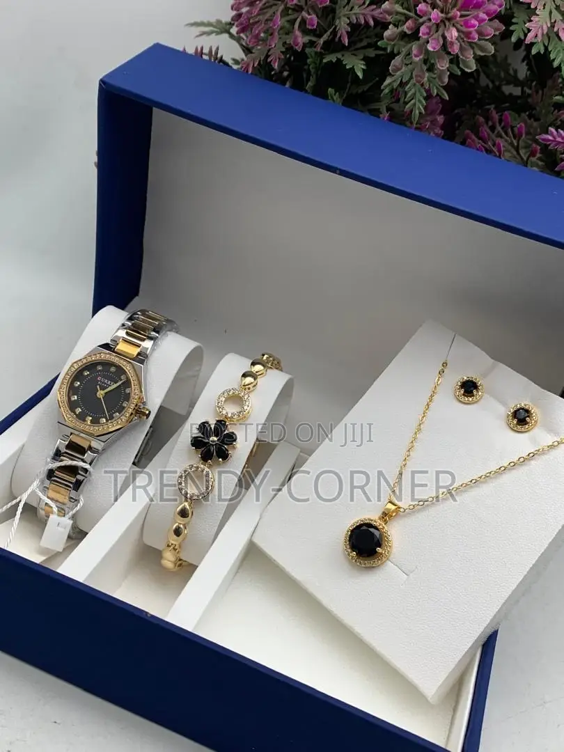Ladies Jewelry Set
