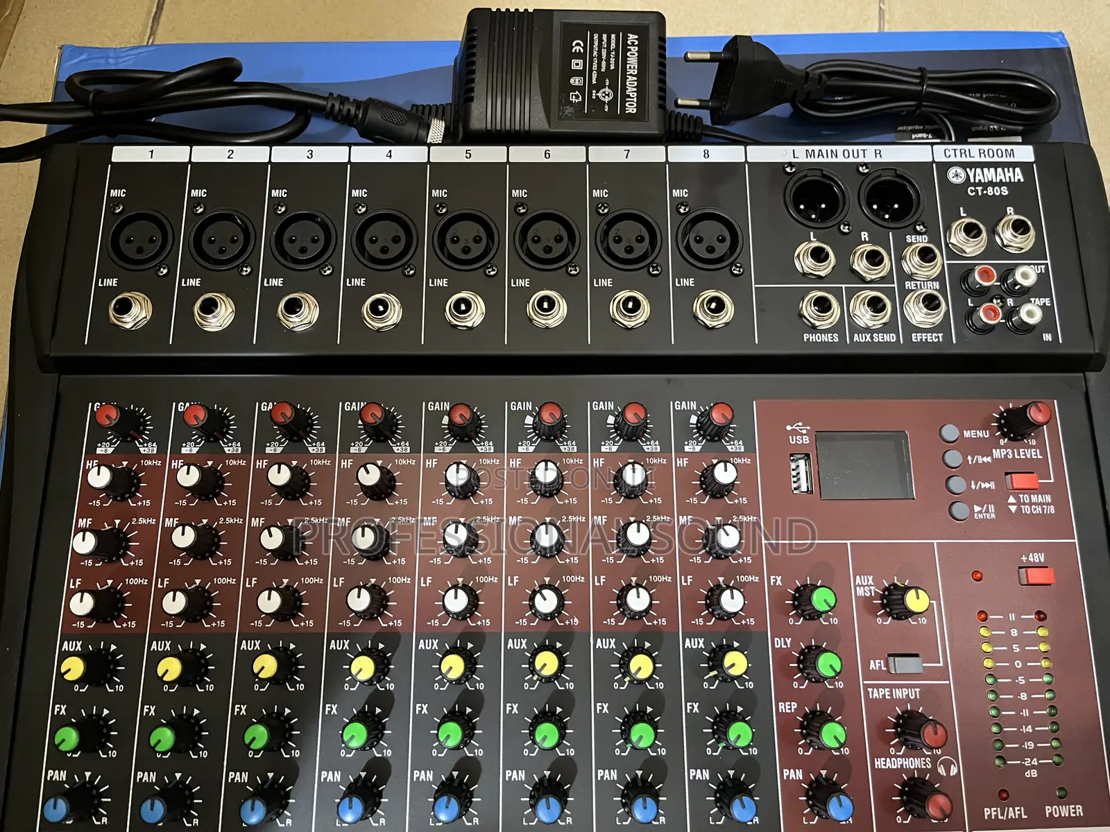 8 Channel Mixing Console