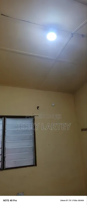 1bdrm Apartment in Dansoman Exhibition for rent