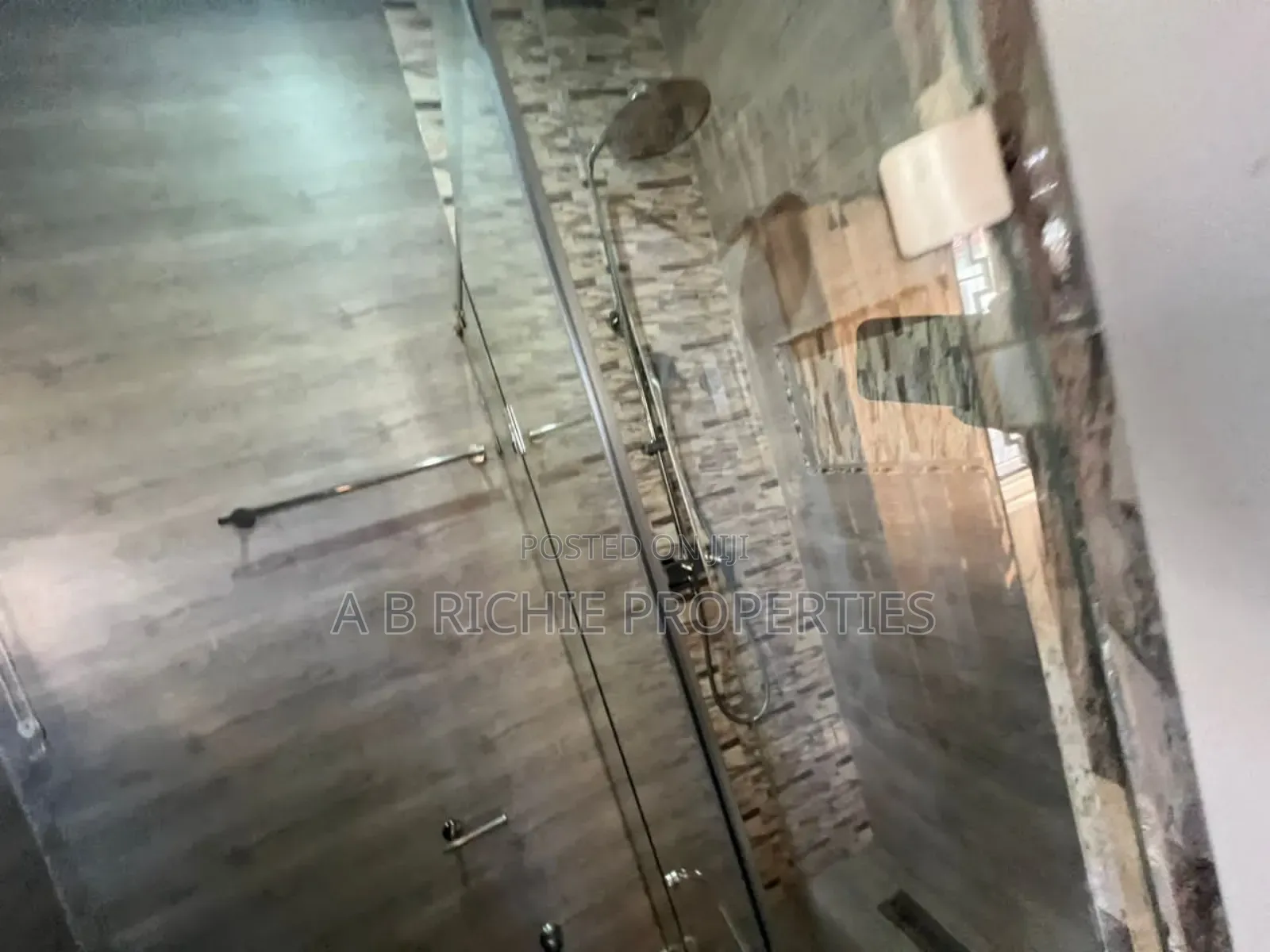 Furnished 3bdrm Apartment in Ab Richie Properties, Tseaddo for rent