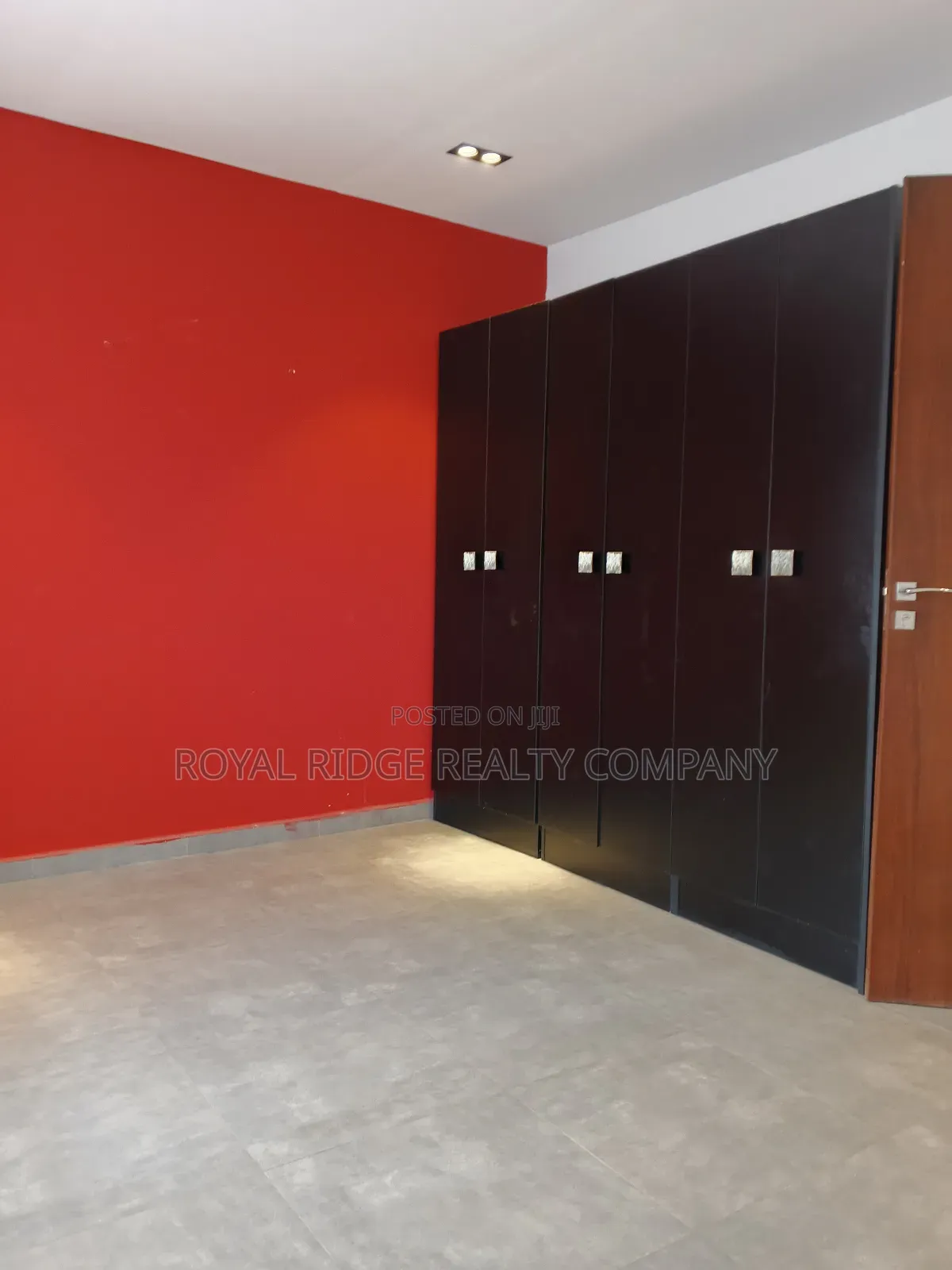 6bdrm Duplex in East, Accra Metropolitan for rent
