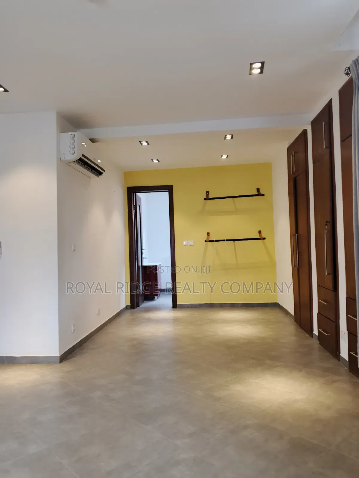 6bdrm Duplex in East, Accra Metropolitan for rent
