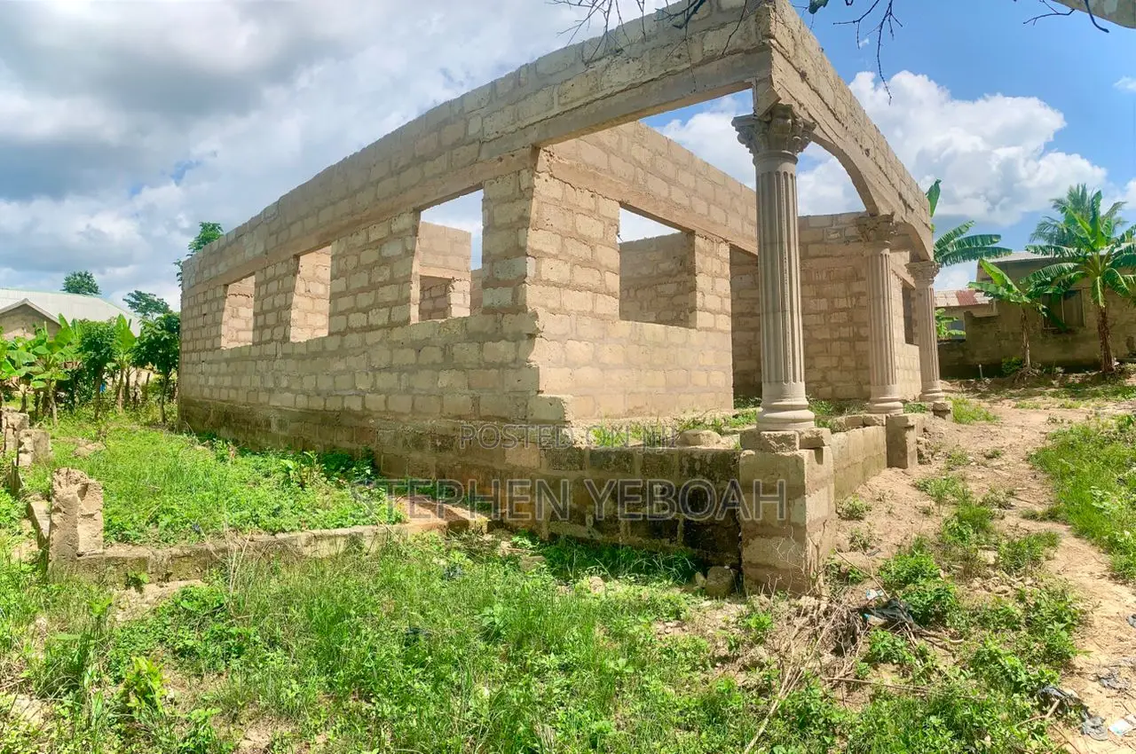 3bdrm House in Lakuza Area.  for sale