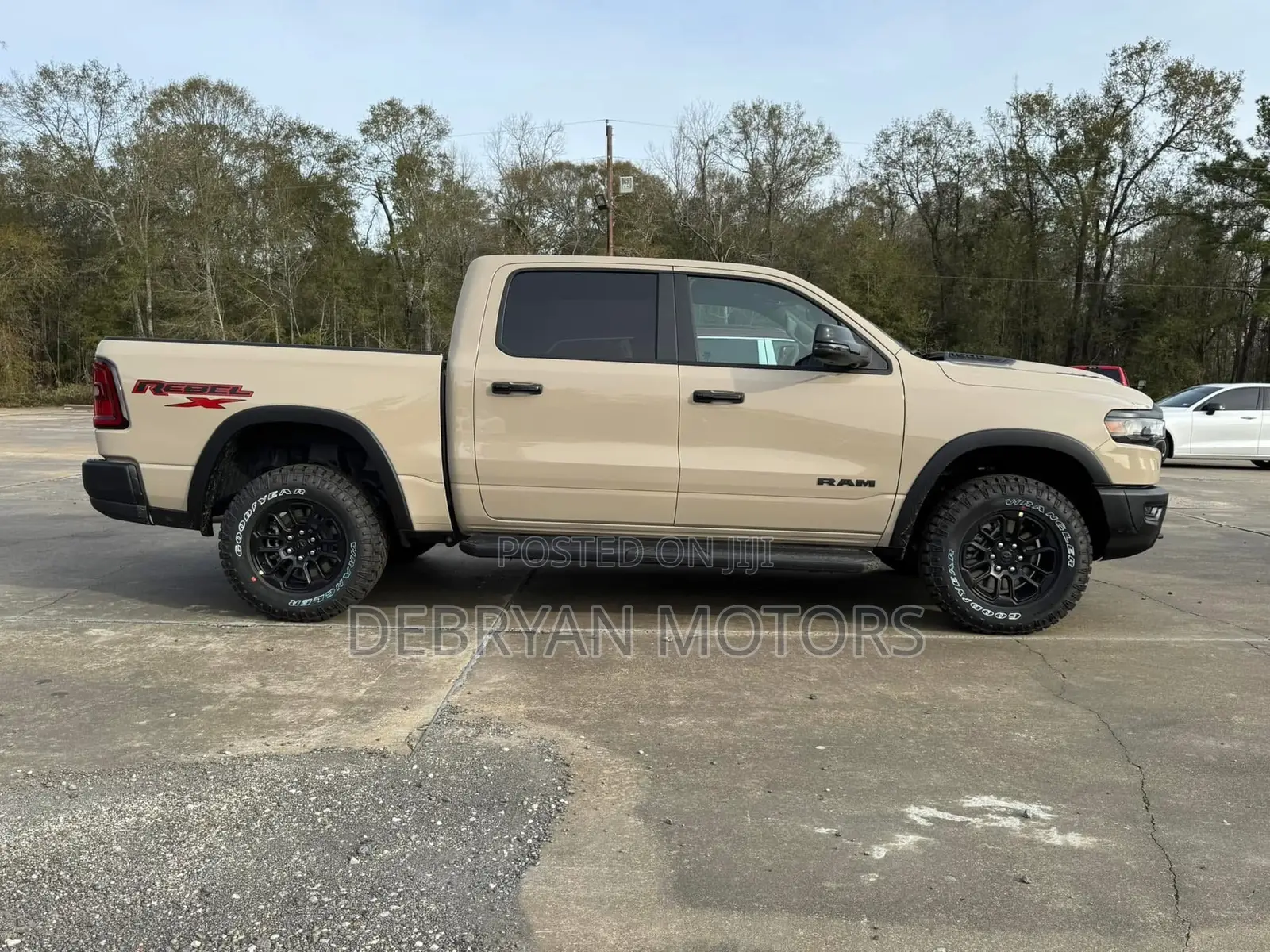 New Dodge RAM 2025 Gold