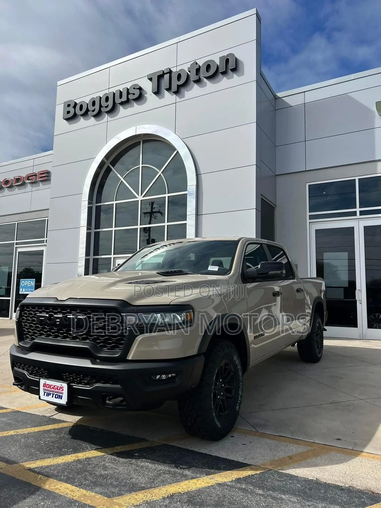 New Dodge RAM 2025 Gold