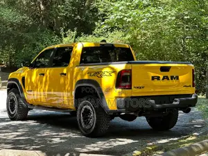 Dodge RAM 2023 Yellow