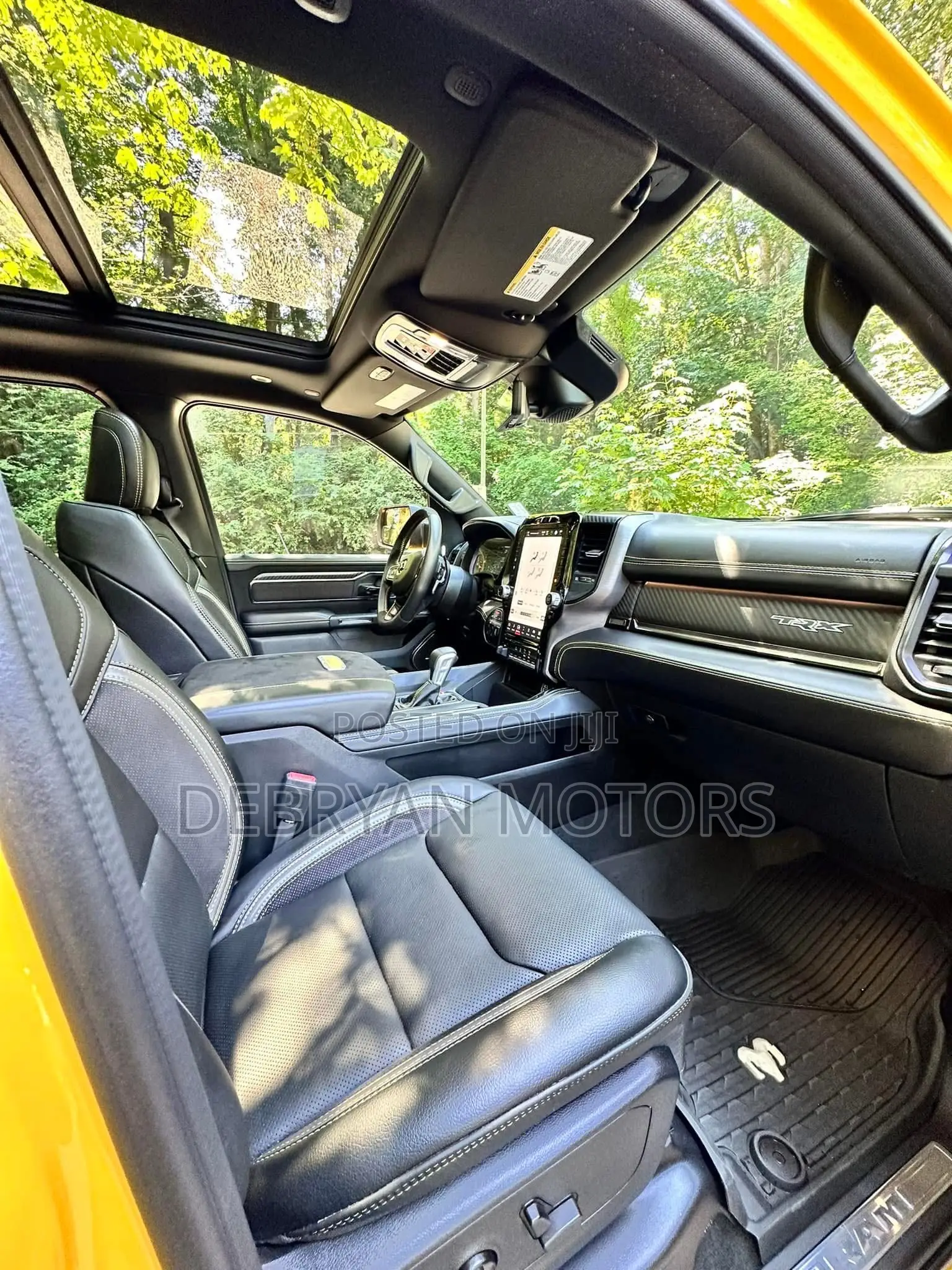 Dodge RAM 2023 Yellow