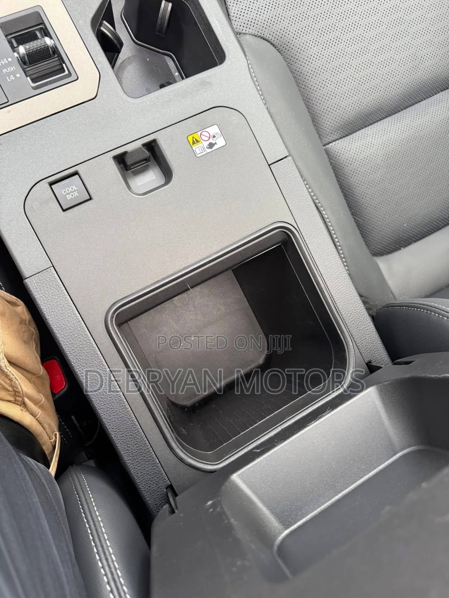 Toyota Land Cruiser Prado 2.4 Hybrid 2024 Black