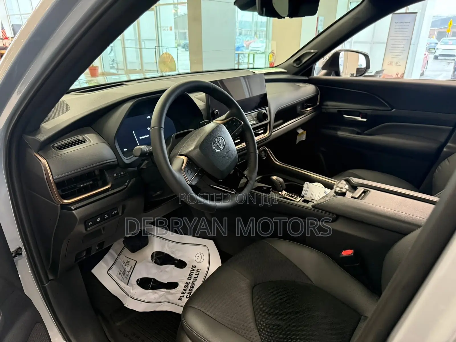 Toyota Grand Highlander Platinum AWD 2024 Gray